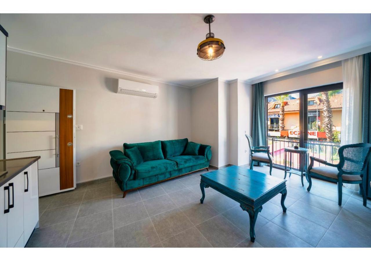 Only Blue Rhapsody Aparthotel Гьочек Екстериор снимка