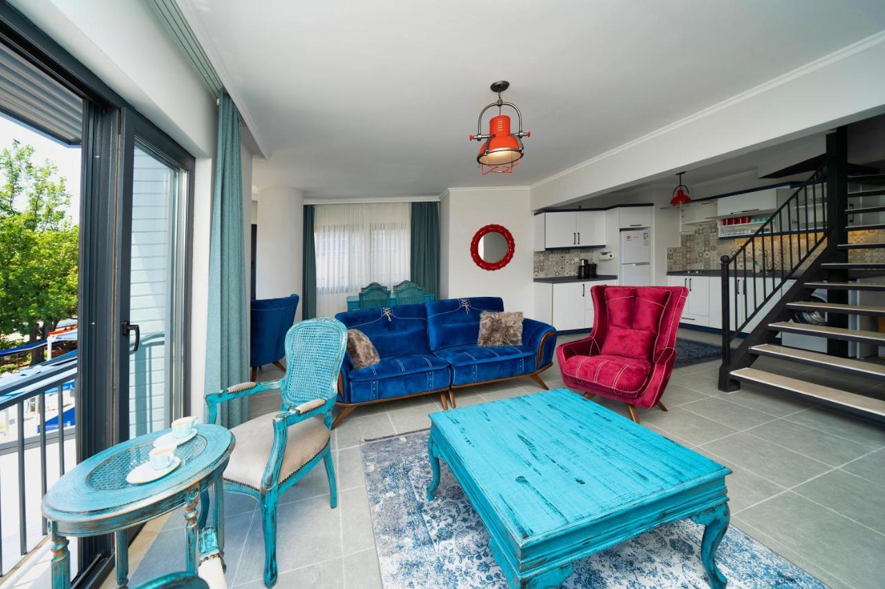 Only Blue Rhapsody Aparthotel Гьочек Екстериор снимка