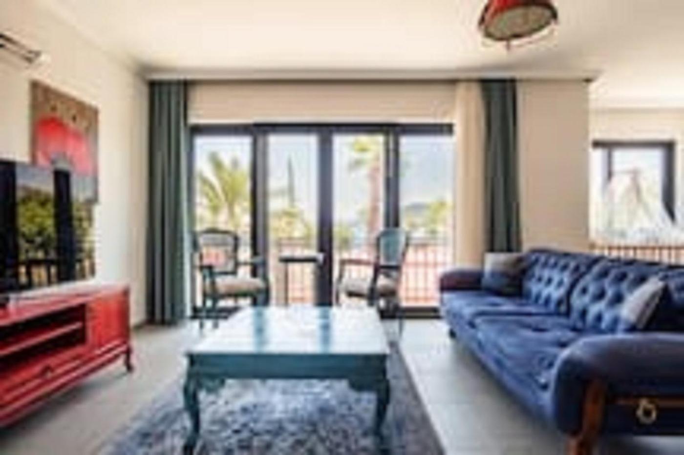 Only Blue Rhapsody Aparthotel Гьочек Екстериор снимка