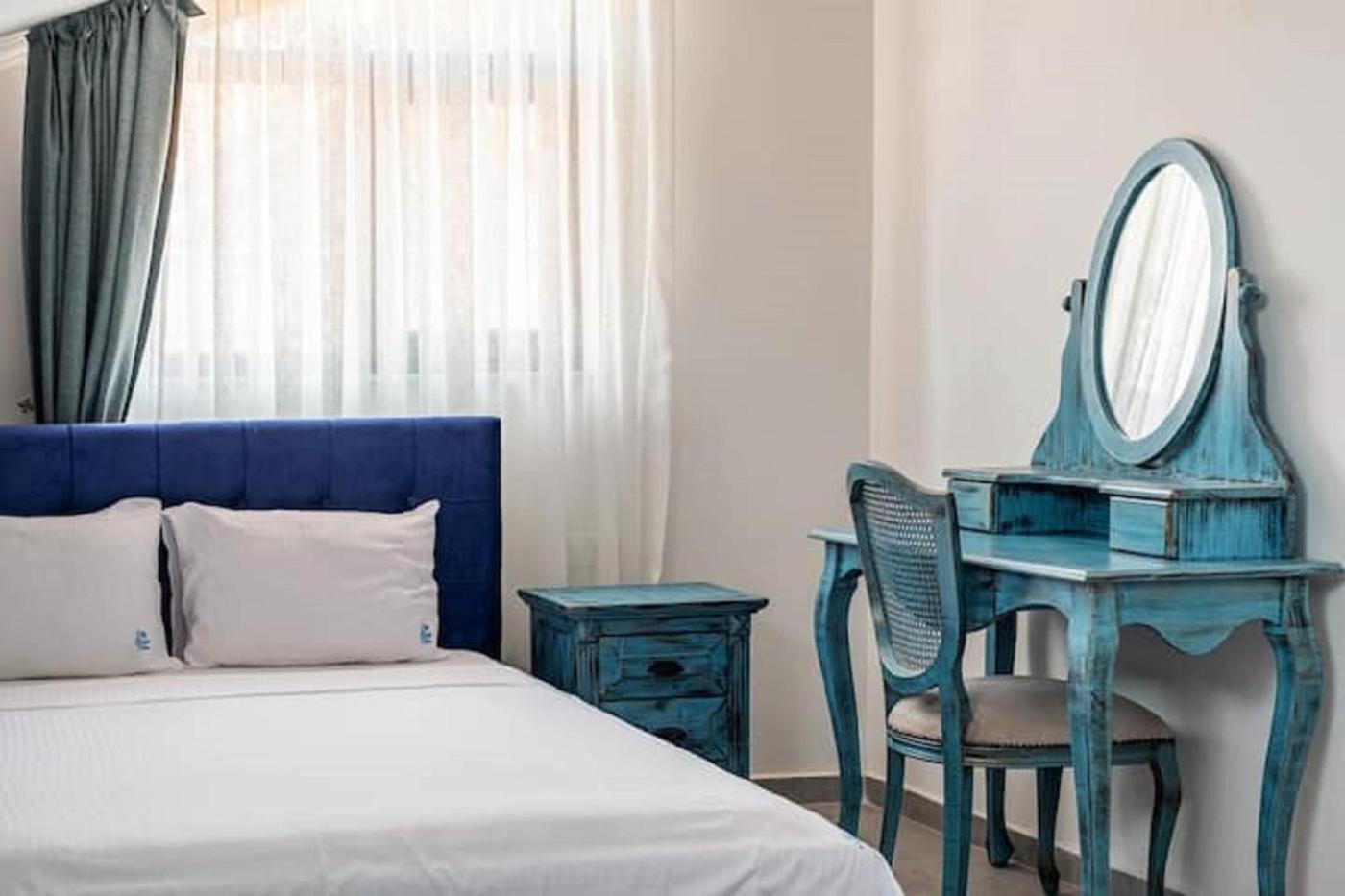 Only Blue Rhapsody Aparthotel Гьочек Екстериор снимка